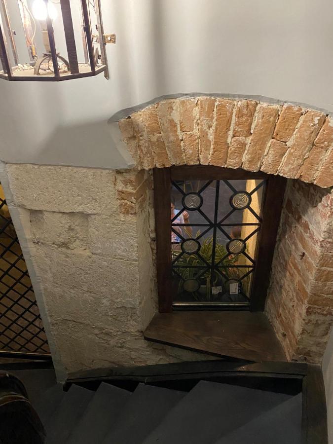 Квартира У Львові На Вулиці Лесі Українки 19 Exterior foto
