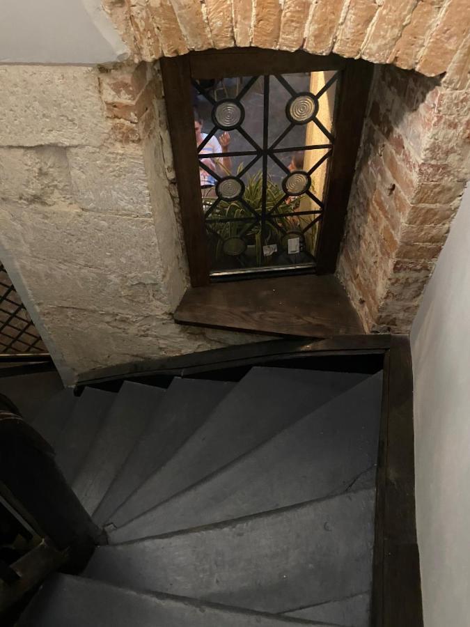 Квартира У Львові На Вулиці Лесі Українки 19 Exterior foto